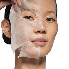 Garnier Ampoules Face Sheet Mask - Product Application